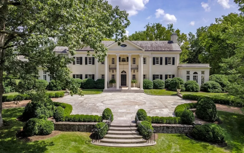 Belle Meade is known for its beautiful homes